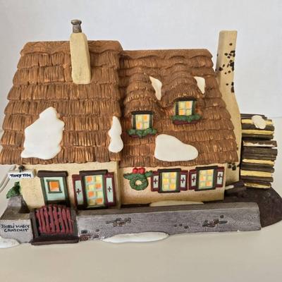 Dickens' Village Series The Christmas Carol Cortage With Smoking Chimney