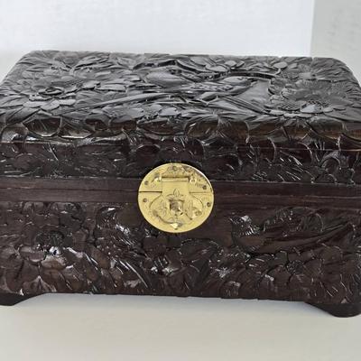Vintage Carved Chinese Jewelry Box