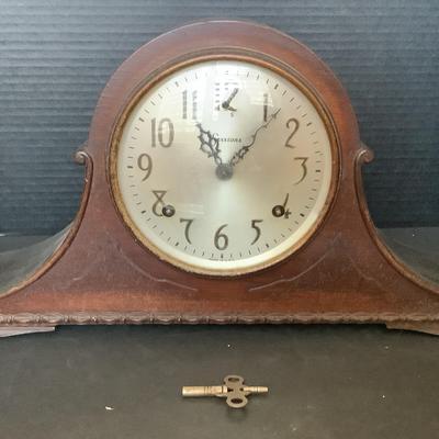 The Sessions Clock Company Eight Day Mantle Clock, Early 20th Century 