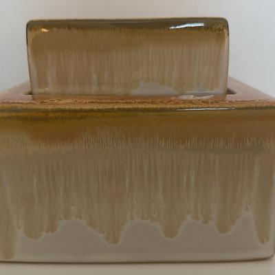 1 Lovely stoneware Jar By creative coop
