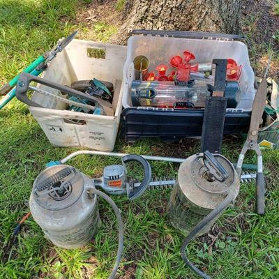 Mystery Lawn & Garden Lot – Bird Feeders, Metal Sprayers, Sprinklers & More