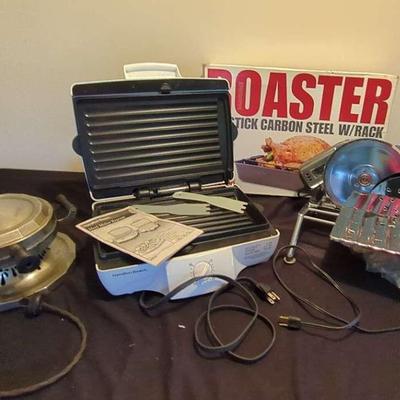 Vintage Waffle Iron, Rival MFG Meat Slicer,Turkey Roaster Pan, Hamilton Beach Meal Maker Express 