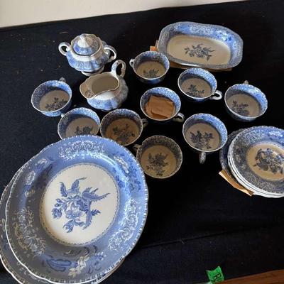 Spode Camilla Blue & White China Set – Plates, Tea Cups & Serving Pieces