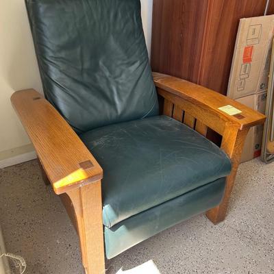 Stickley Oak Green Leather Recliner 