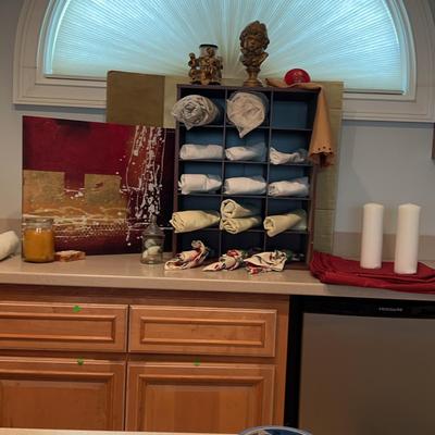 Linens And Accessories