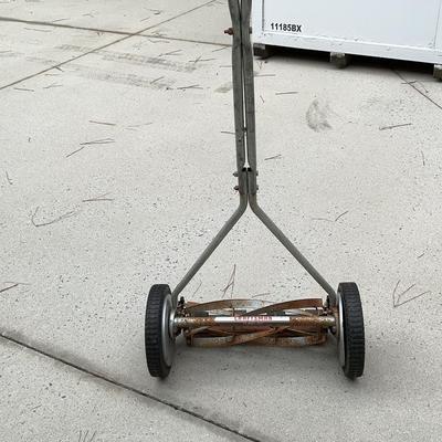 Push Reel Lawnmower  18in Push Blade With 5-blades