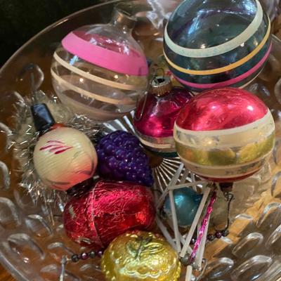 Sale Photo Thumbnail #48: christmas baubles and bowls