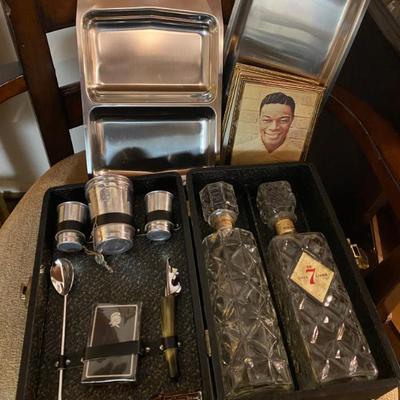 Sale Photo Thumbnail #10: Rare Complete Original Travel Bar MCM liquor cabinet Seagrams Ever-Ware