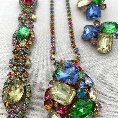Sale Photo Thumbnail #125