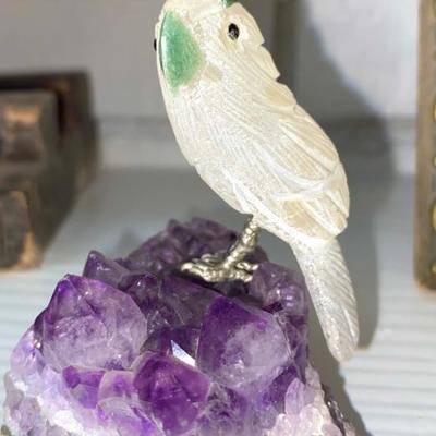 Quartz with Parrot