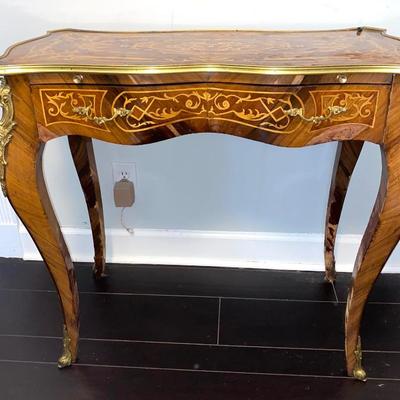 Sale Photo Thumbnail #37: Unique table 