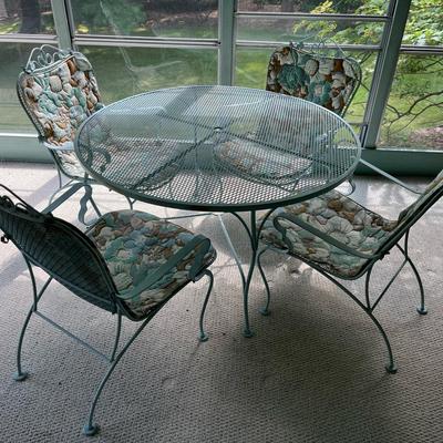 Vintage Mid Century Turquoise Metal Patio Table & 4 Chairs 