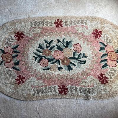 Vintage Latch-Hook  Flower Rug 