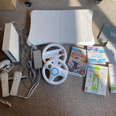 Working Wii Console With Fit Board, Controllers, Games, Accessories & More!