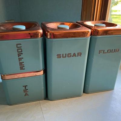 Vintage Lincoln Beauty Ware Cannister Set