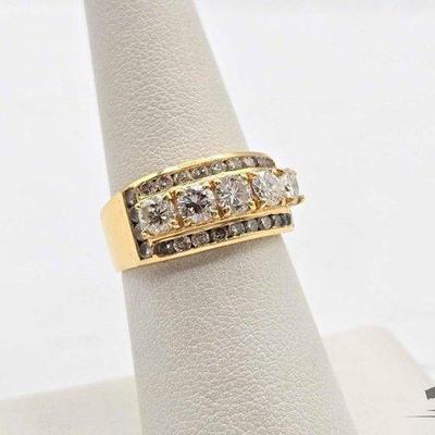 #662 • 18k Gold and Diamond Ring, 6.8g
