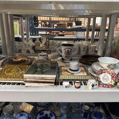 #3260 • Ceramic Tile, Plates & Mugs
