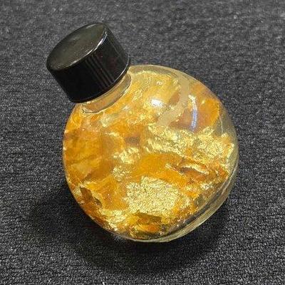 #2000 • Souvenir Glass Bottle with Gold Flakes
