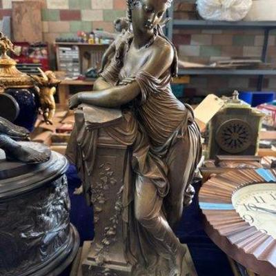 #3122 • Kley Bronze Statue
