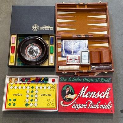 #3186 • Roulette, Backgammon and Mensch Games

