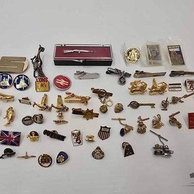 #1028 • Costume Jewelry
