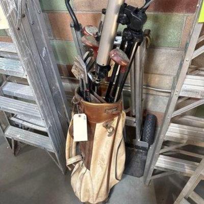 #6008 • Spalding and Tourney Golf Clubs, Telescope
