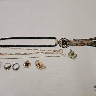 #1038 • Costume Jewelry
