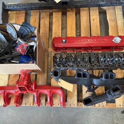 #6360 • Six Cylinder Head, Exhaust Manifolds, Chevrolet Inline 6 Valve Cover, Carburetors
