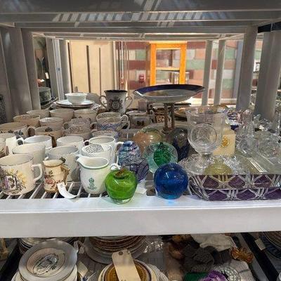 #3042 • Mugs, Paperweights and Dishes
