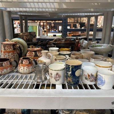 #3250 • Mantel Clock, Fine China Mugs, Teapot, Cups
