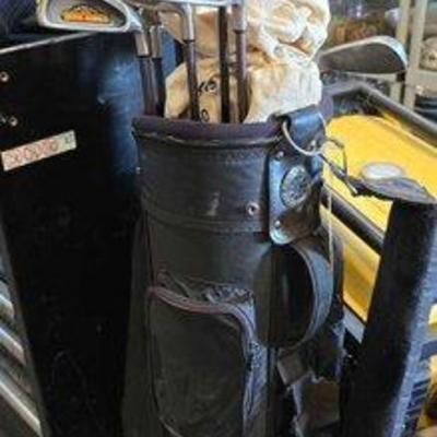 #6306 • Crospete Lite Golf Bag with Clubs
