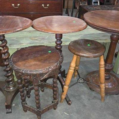 #4726 • (5) Wooden Tables/Stands

