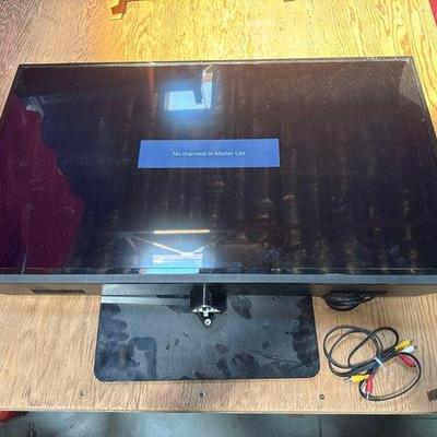 #7012 • 39” Vizio TV
