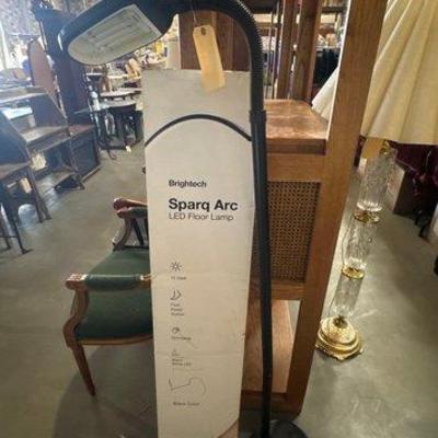 #7550 • 2 Floor Lamps
