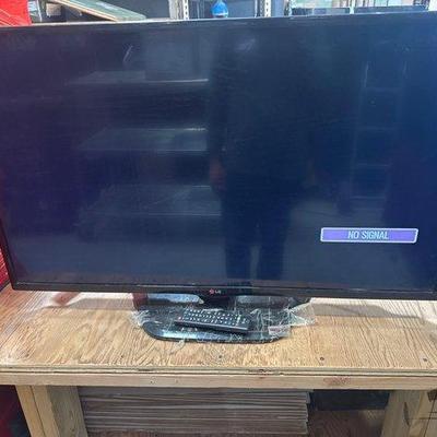 #7034 • 42” LG TV
