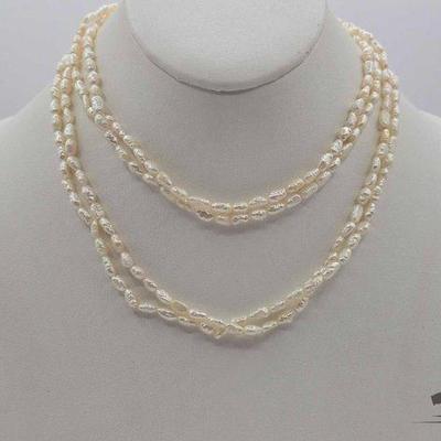 #896 • (2) Pearl Necklaces, 33.2g
