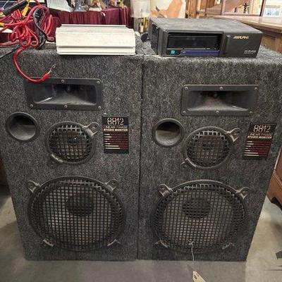 #7076 • 2 Linear Phase Studio Monitors, Sony XM-250I Amplifier, and Alpine 6 Disc CD Shuttle
