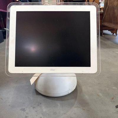 #7052 • iMac
