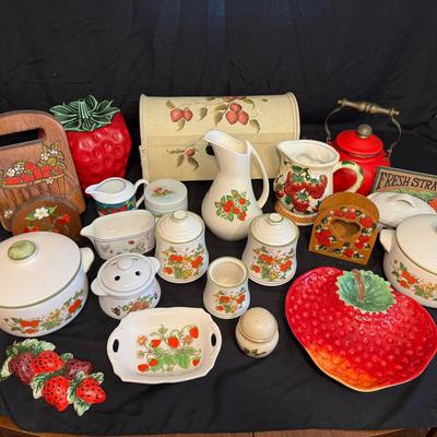 Lot 201: Sweet Strawberry Kitchen Collection