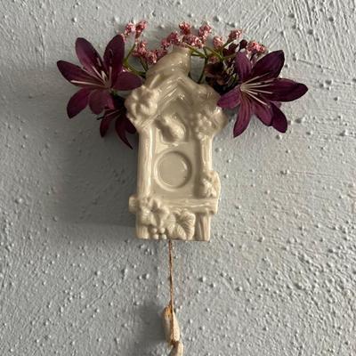 Lot 300: Granny Chic Floral And More Wall Decor