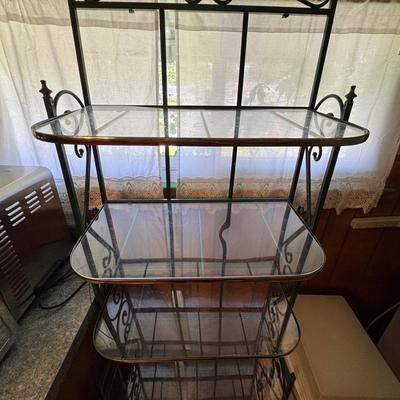 Lot 208: Hunter Green Metal Bakers Rack With 5 Plexiglass Shelves 