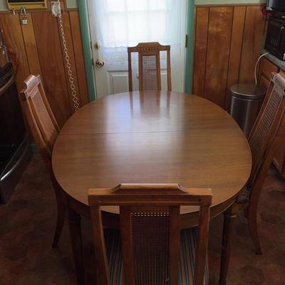 Lot 213: Vintage Mid Century Dining 5 Pc Set