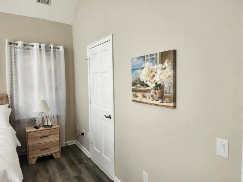 Sale Photo Thumbnail #22