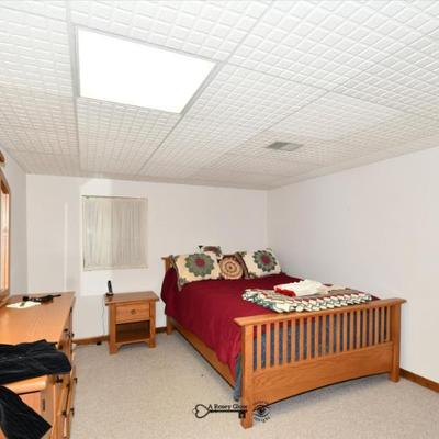 452 bedroom b