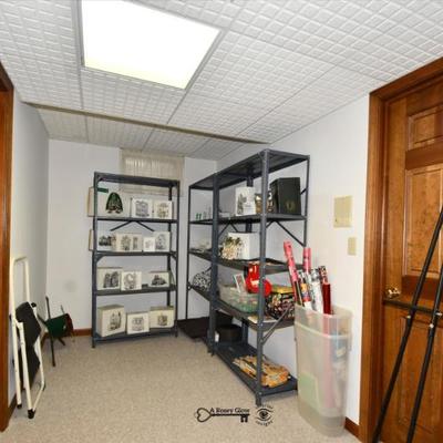 810 storage