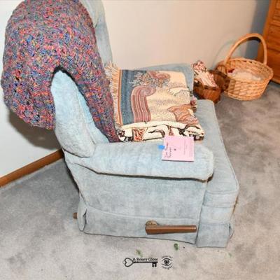 0394 bedroom a