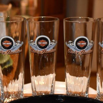 0826 bar