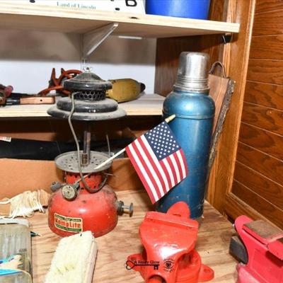 1051 garage