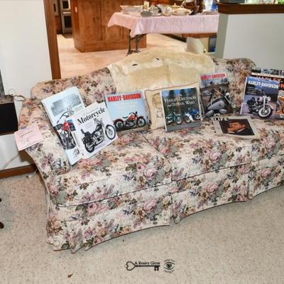 0137 family room