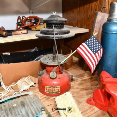 1053 garage
